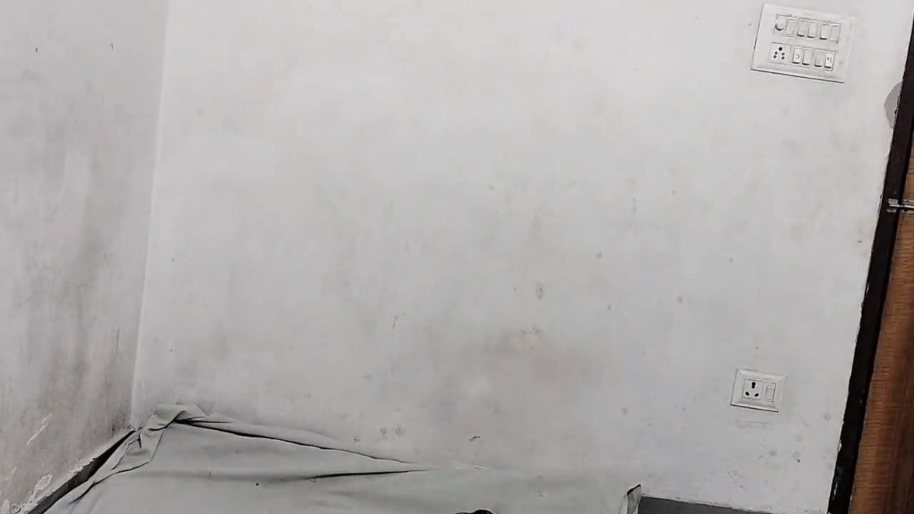 Village girl ko paise dekar hotel me le jakar pel diya