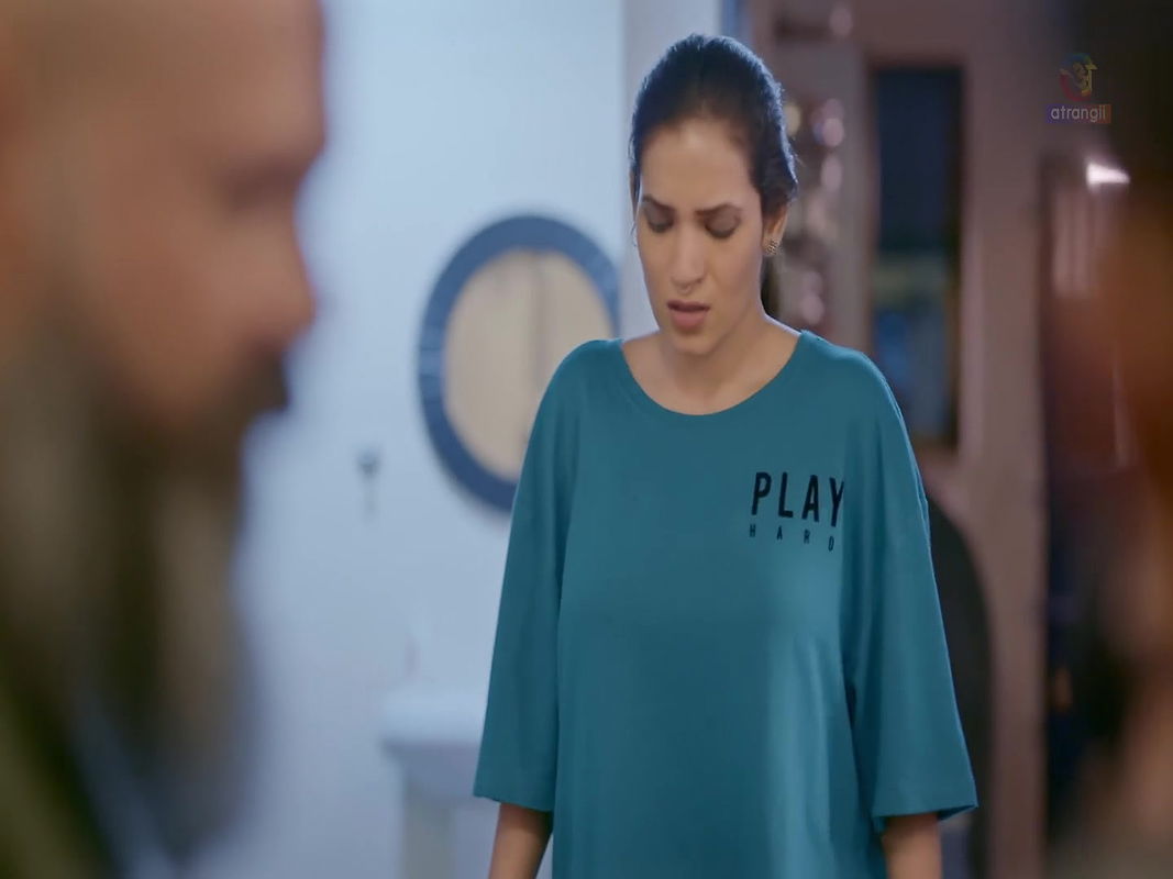 Hotspot (Cash Or Dhoka) (2025) 720p HEVC HDRip Atrangii Short Film