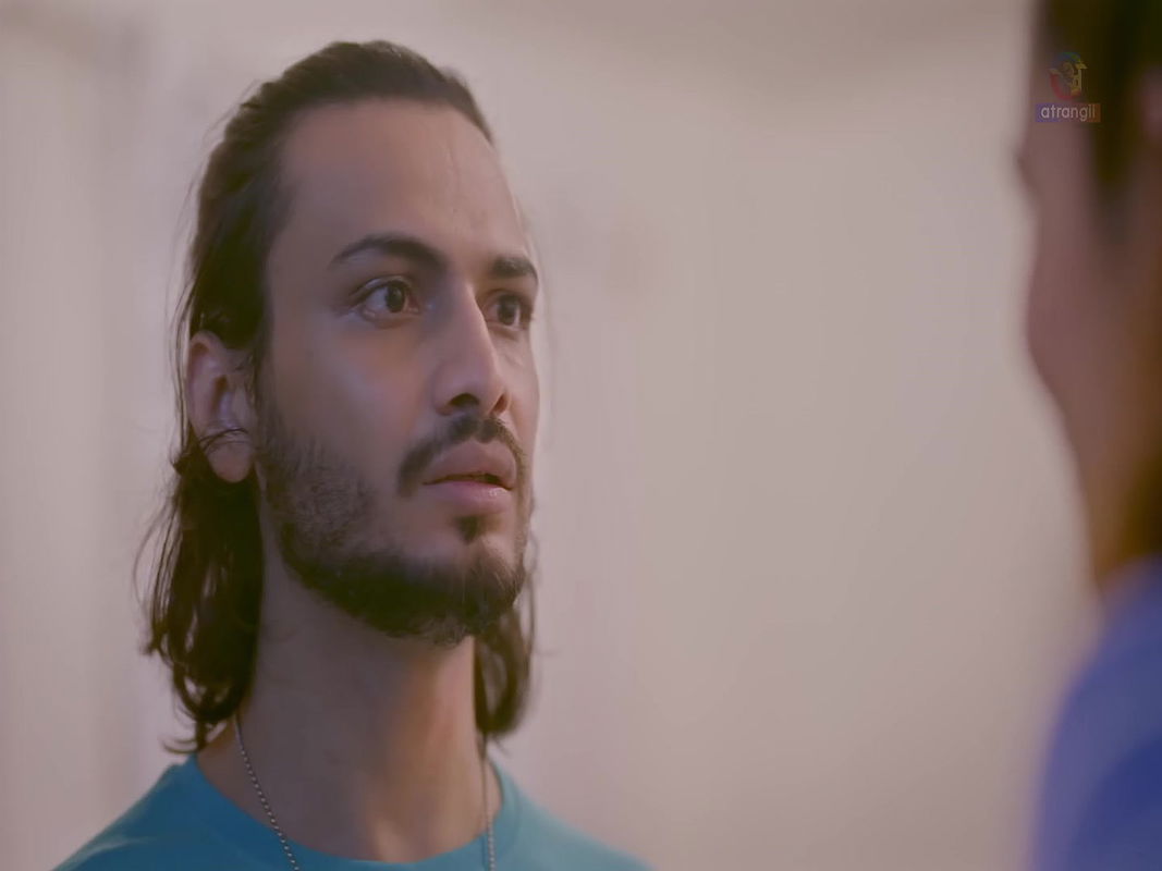 Hotspot (Cash Or Dhoka) (2025) 720p HEVC HDRip Atrangii Short Film