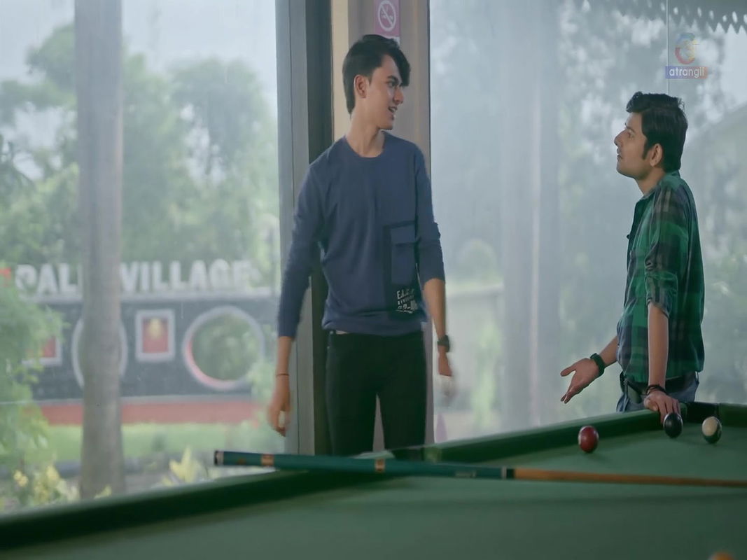 Hotspot (Cash Or Dhoka) (2025) 720p HEVC HDRip Atrangii Short Film