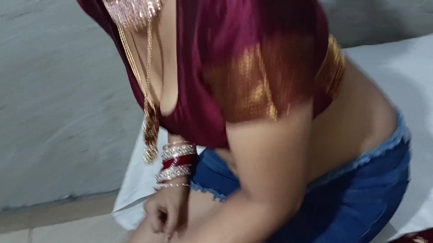 The bride got fucked by her boyfriend shortly before the wedding