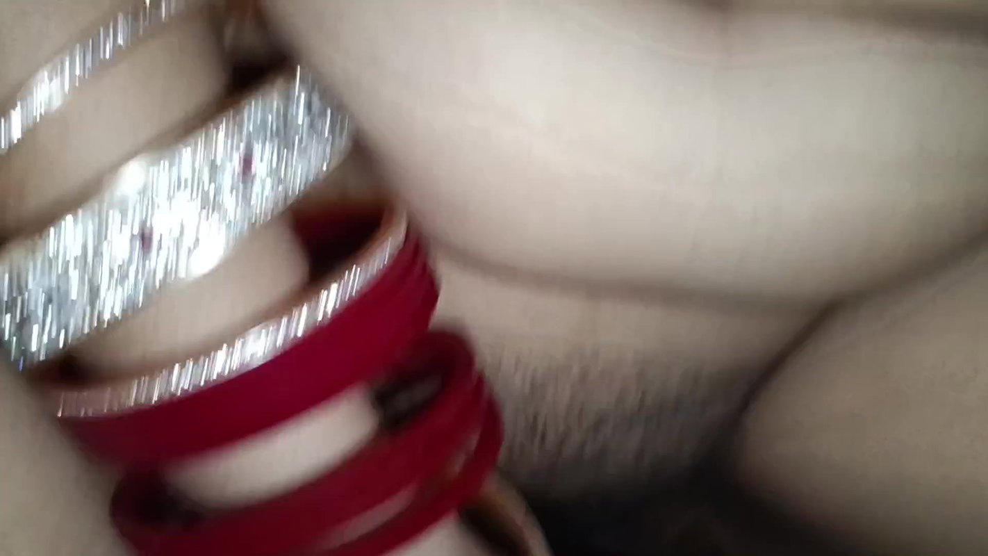 The bride got fucked by her boyfriend shortly before the wedding