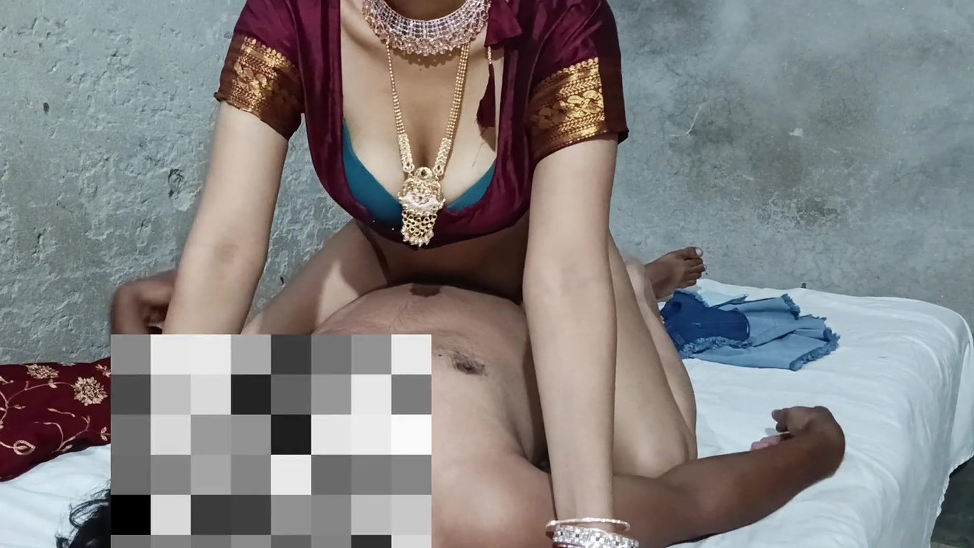 The bride got fucked by her boyfriend shortly before the wedding