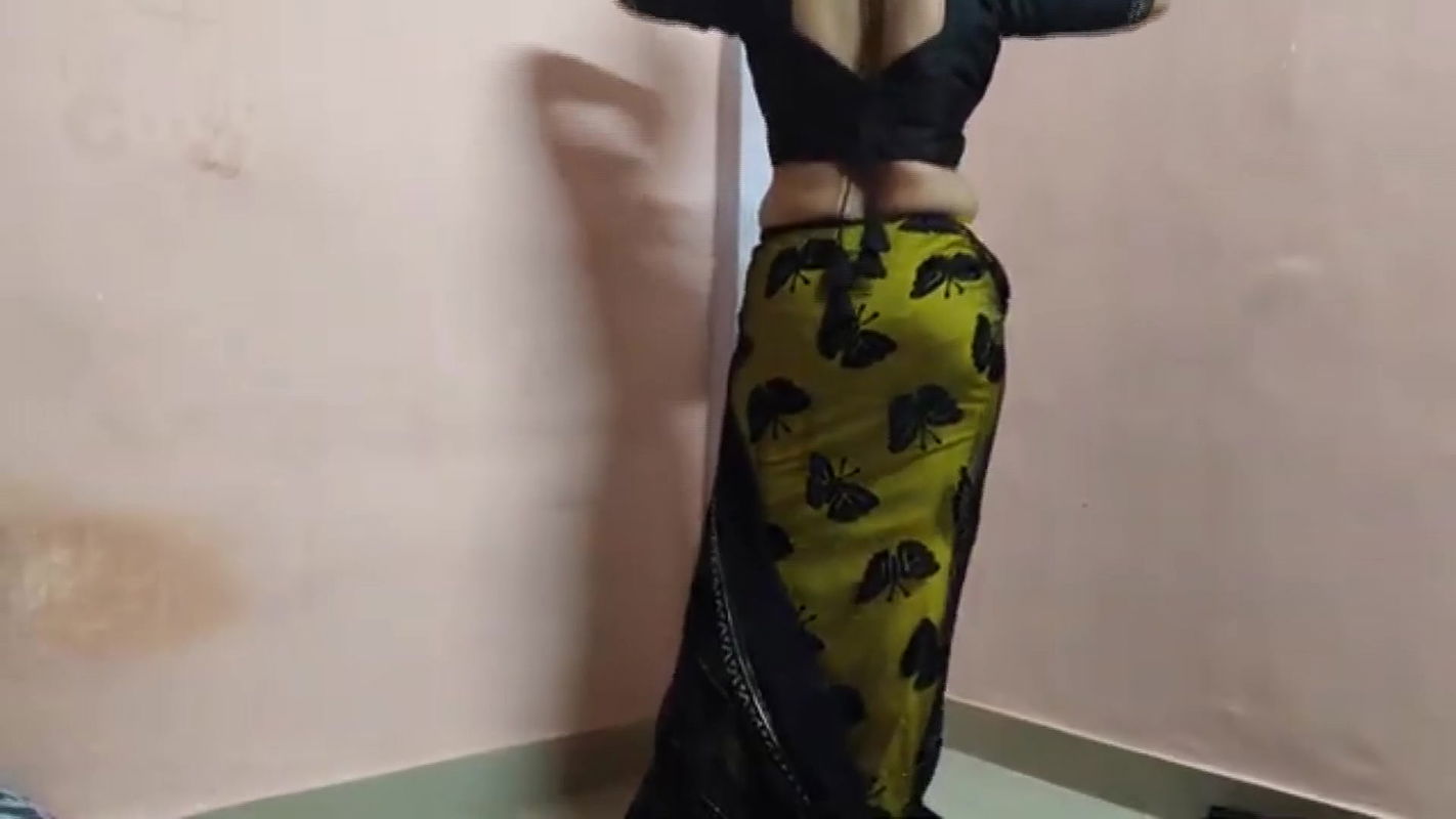 Indian hot desi school girl come to forest and fucked her Hindi Audio