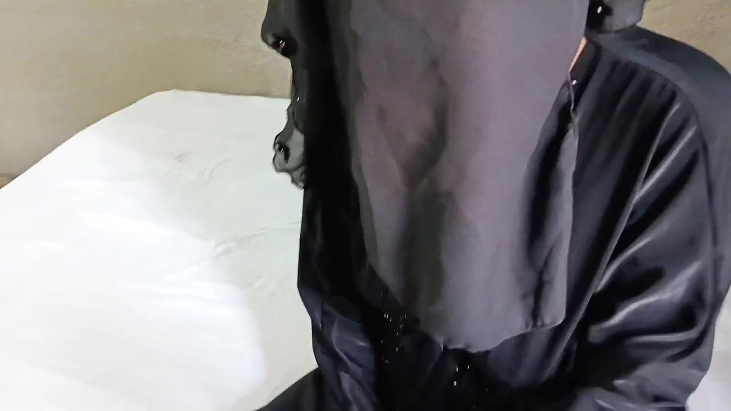 Muslim women was hardly fucked by electrician