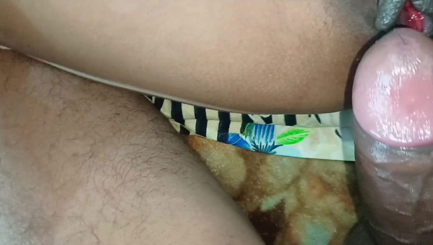 College Girlfriend MMS Hindi Audio Hot Fucking Desi college girl Pussy Fucking