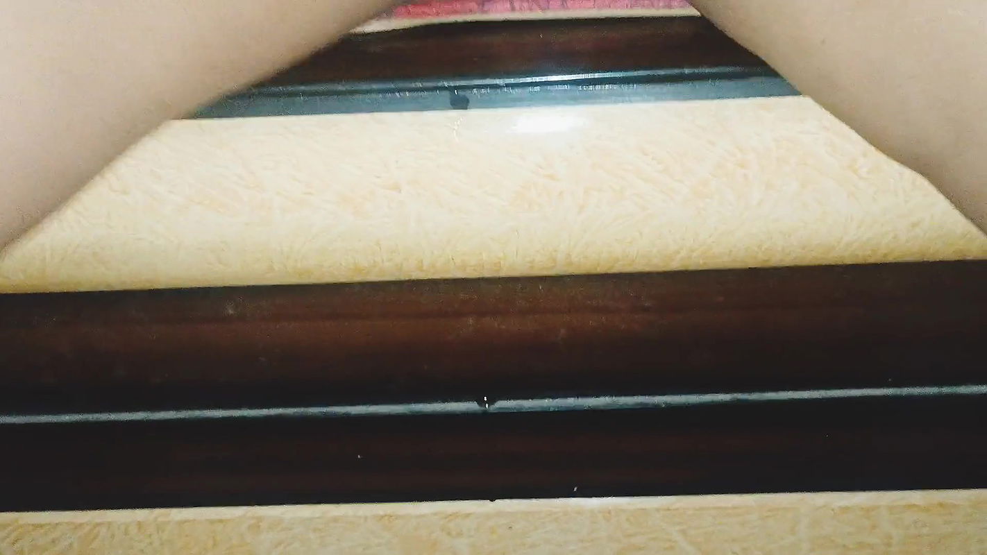 Indian bhabhi squirting orgasam fingering video ( hindi audio )