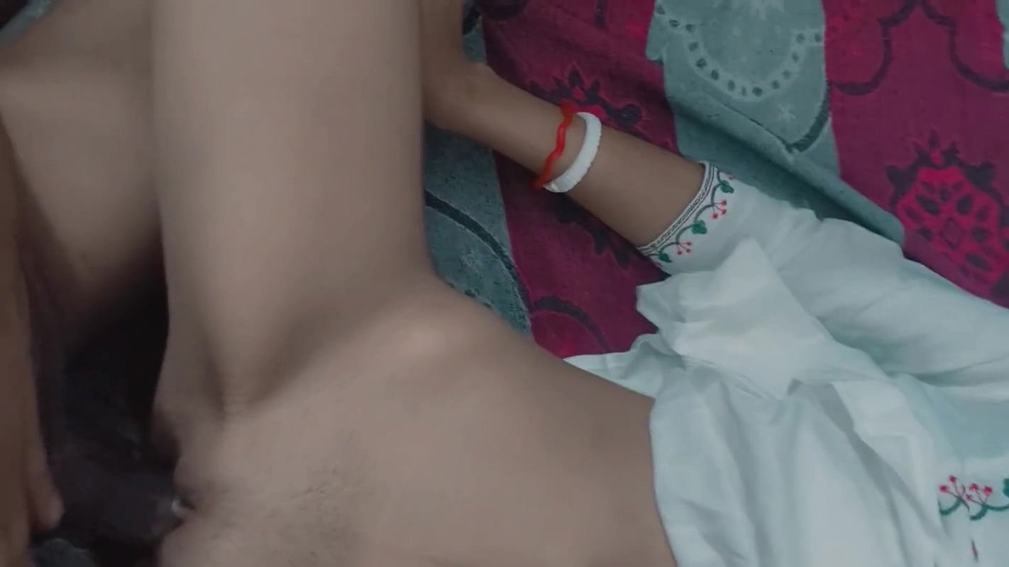 Desi village girl first time sex video, village girl tight pussy first time sex