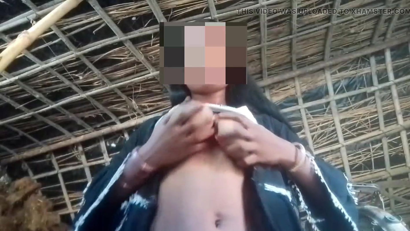 Young lede masturbate by fingers and big hol and big bubs