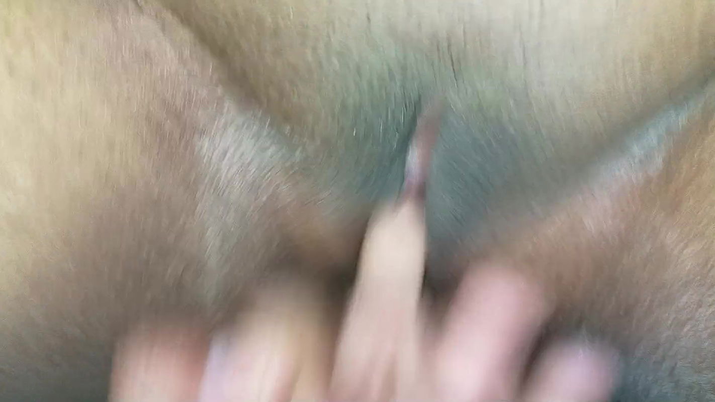 Boyfriend Fingering Mallu Hot Wife’s Wet Pussy