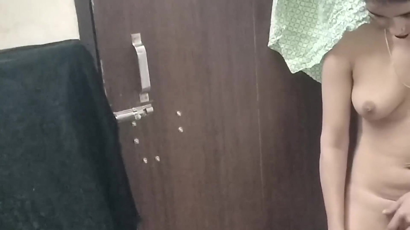 Bhabhi ji ki chut ki garmi nikal diya