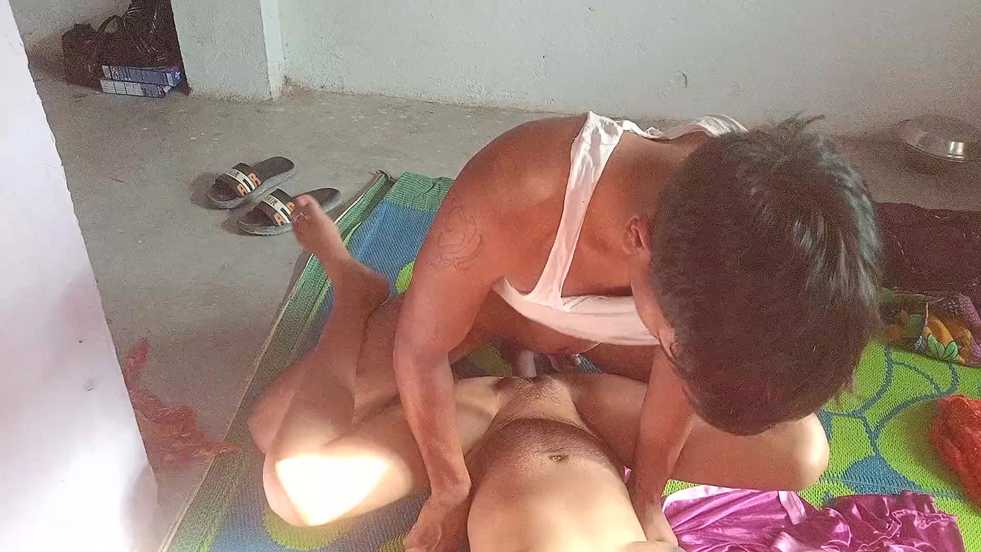 Uncle called the neighbour’s wife home and fucked her a lot