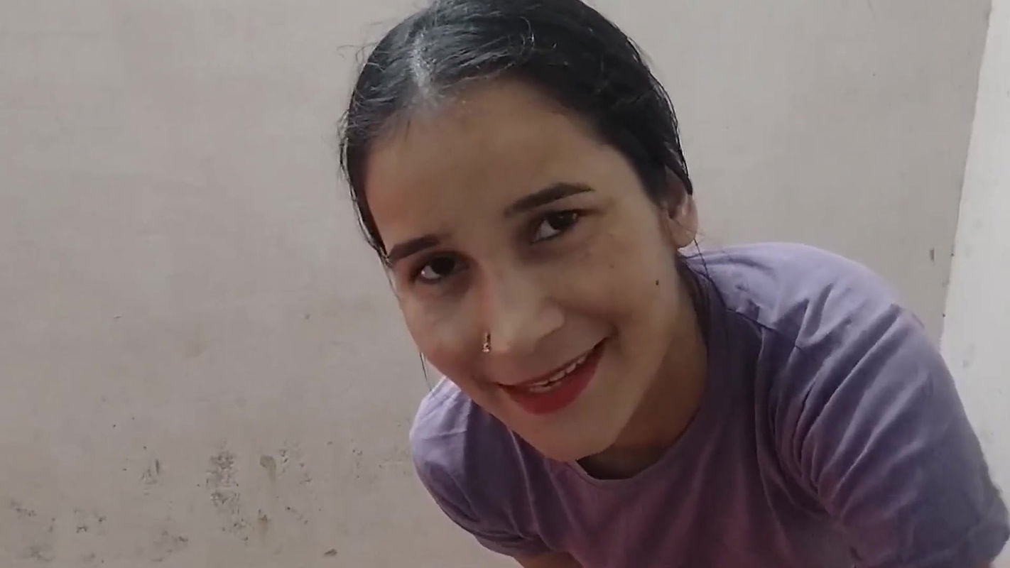 Aunty ka big boobs daba daba kar pela