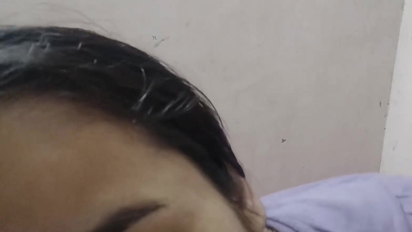 Aunty ka big boobs daba daba kar pela