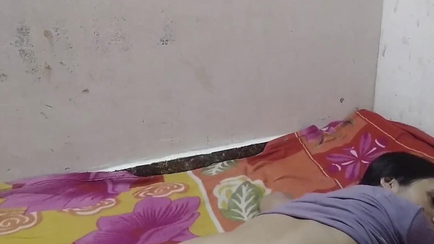 Aunty ka big boobs daba daba kar pela