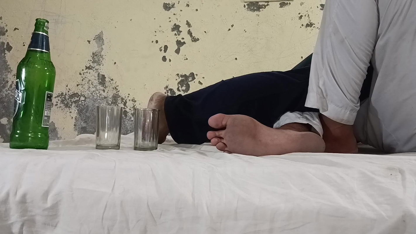 After a Few Drinks, Punjabi Wife Takes Control – Full Desi Passion!