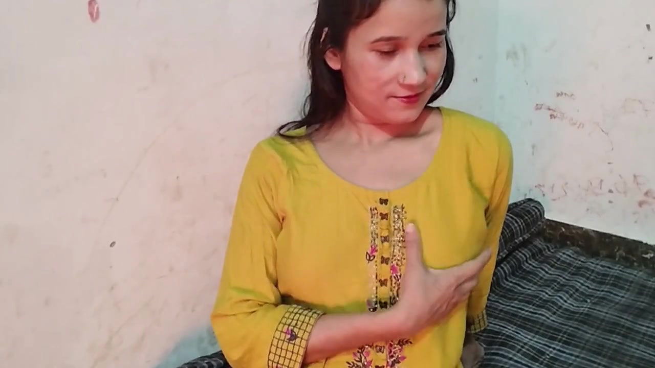 Abbu jaan ko call ker ke ghar pe bulaya