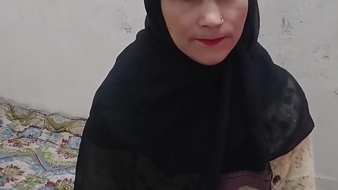 Abbu jaan please muze mat chodiye bahut dard hoti hai