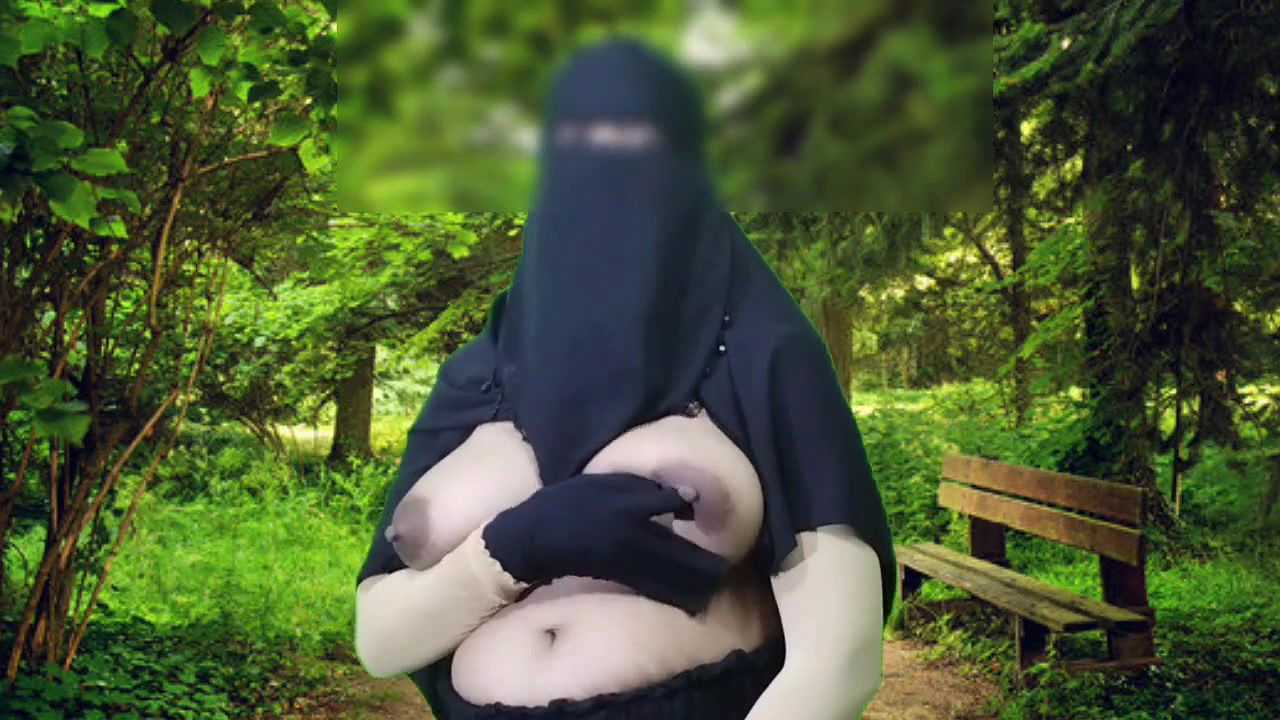 Bangladeshi housewife fucks her husband’s friend