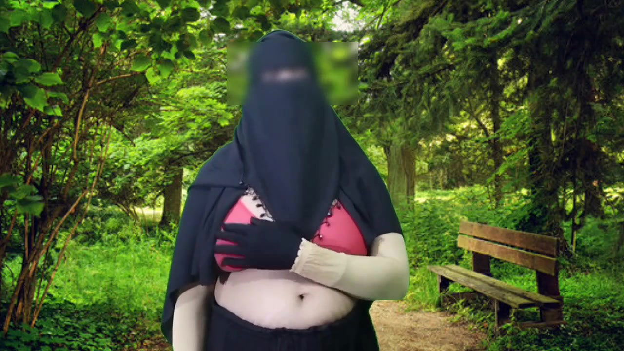 Bangladeshi housewife