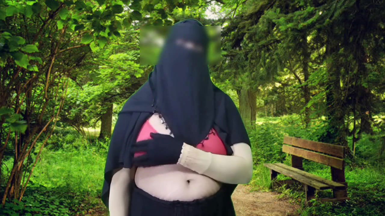 Bangladeshi housewife