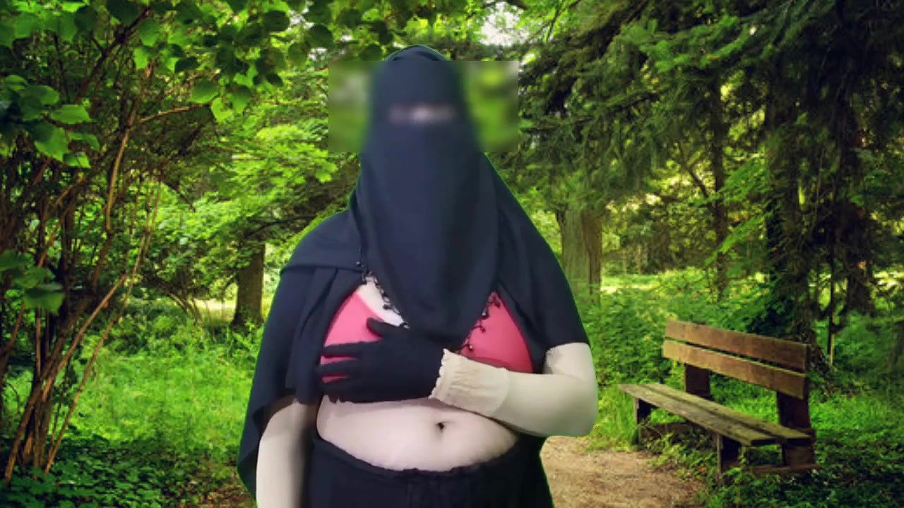 Bangladeshi housewife