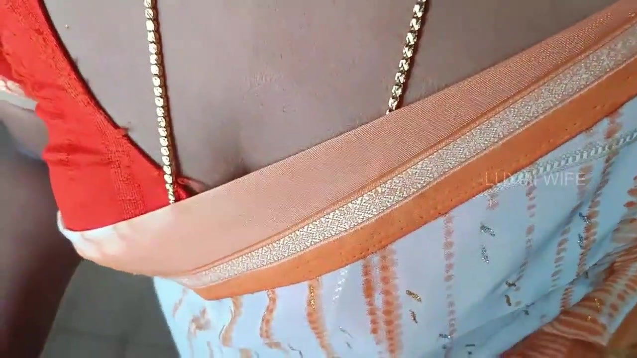 Bank Manager Fucking House Wife for Loan Repayment