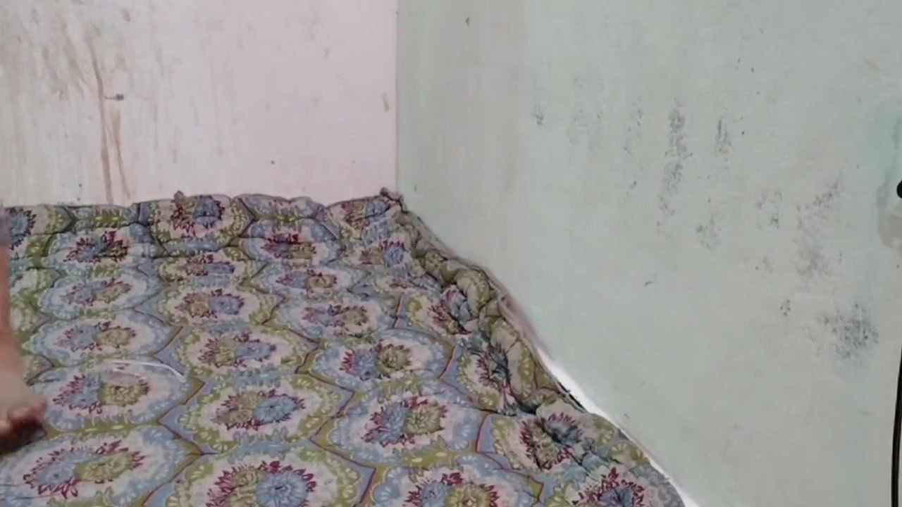 Bhabhi ko gandi video dikha kar chod diya