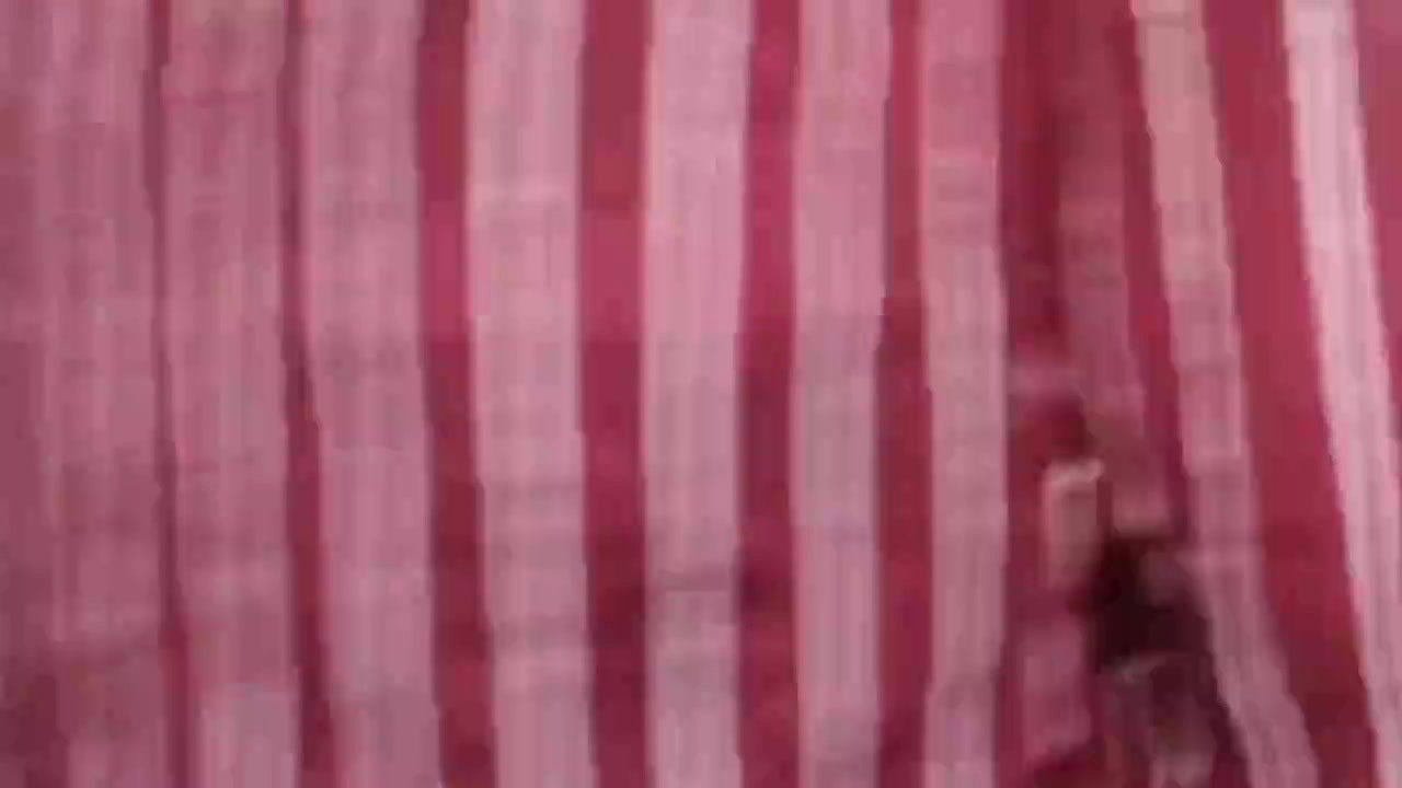 Bhabhi ko gandi video dikha kar jabar dasti pela