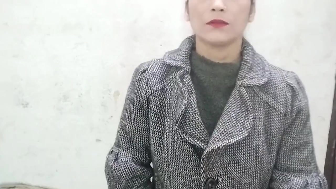 Bhabhi ko ghar me band kar ke pel diya