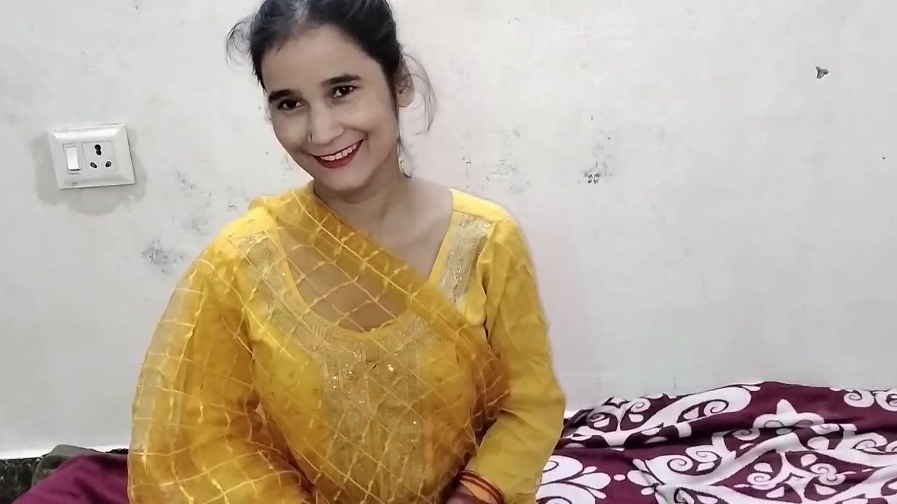 Bhabhi ko safai karte karte hi chod diya