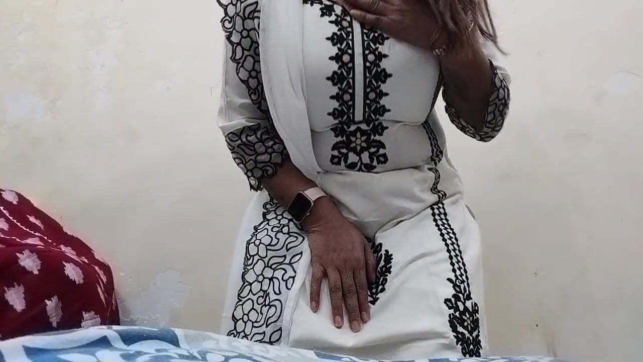 Desi Mona Bhabhi Sexy Video