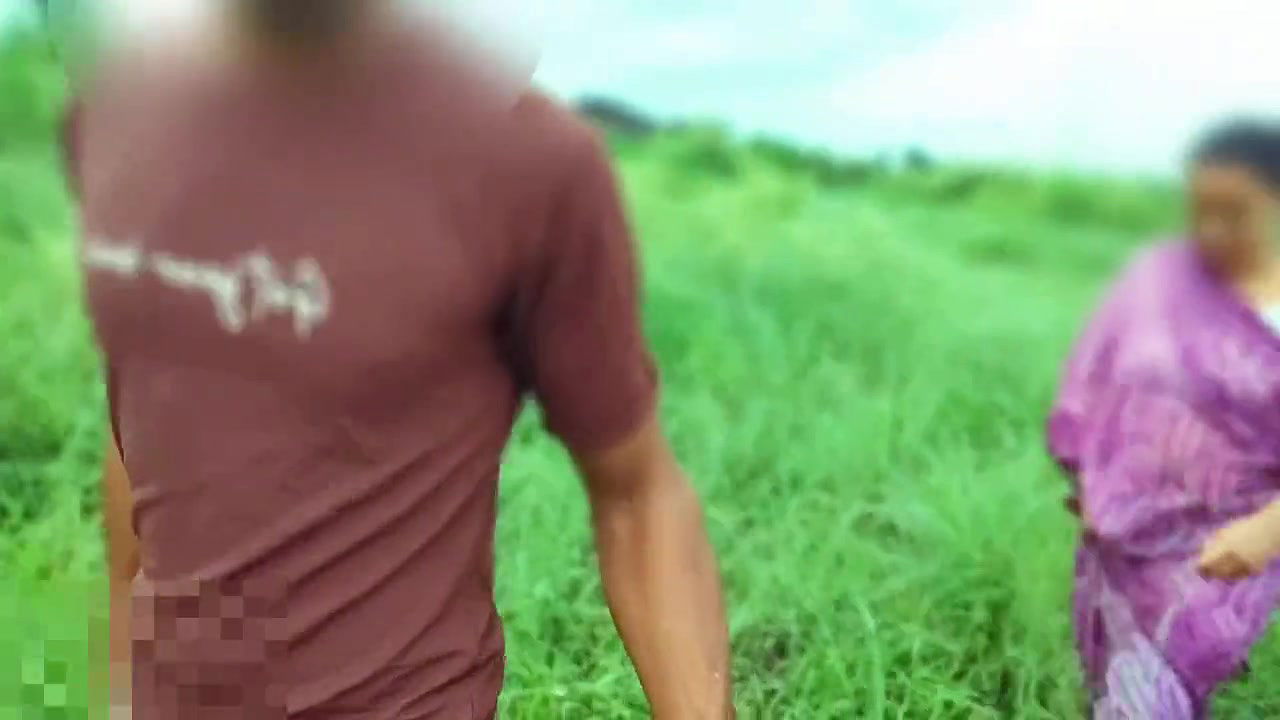 Desi Village bhabhi enjoy early morning sex with her Devar in jungle, outdoor Jungle Sex