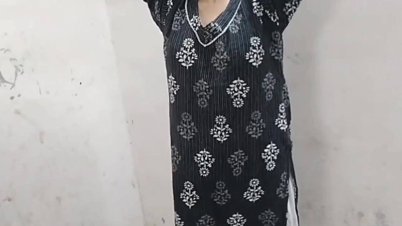 Muslim girl ke big step brother ne jabar dast chudai kari