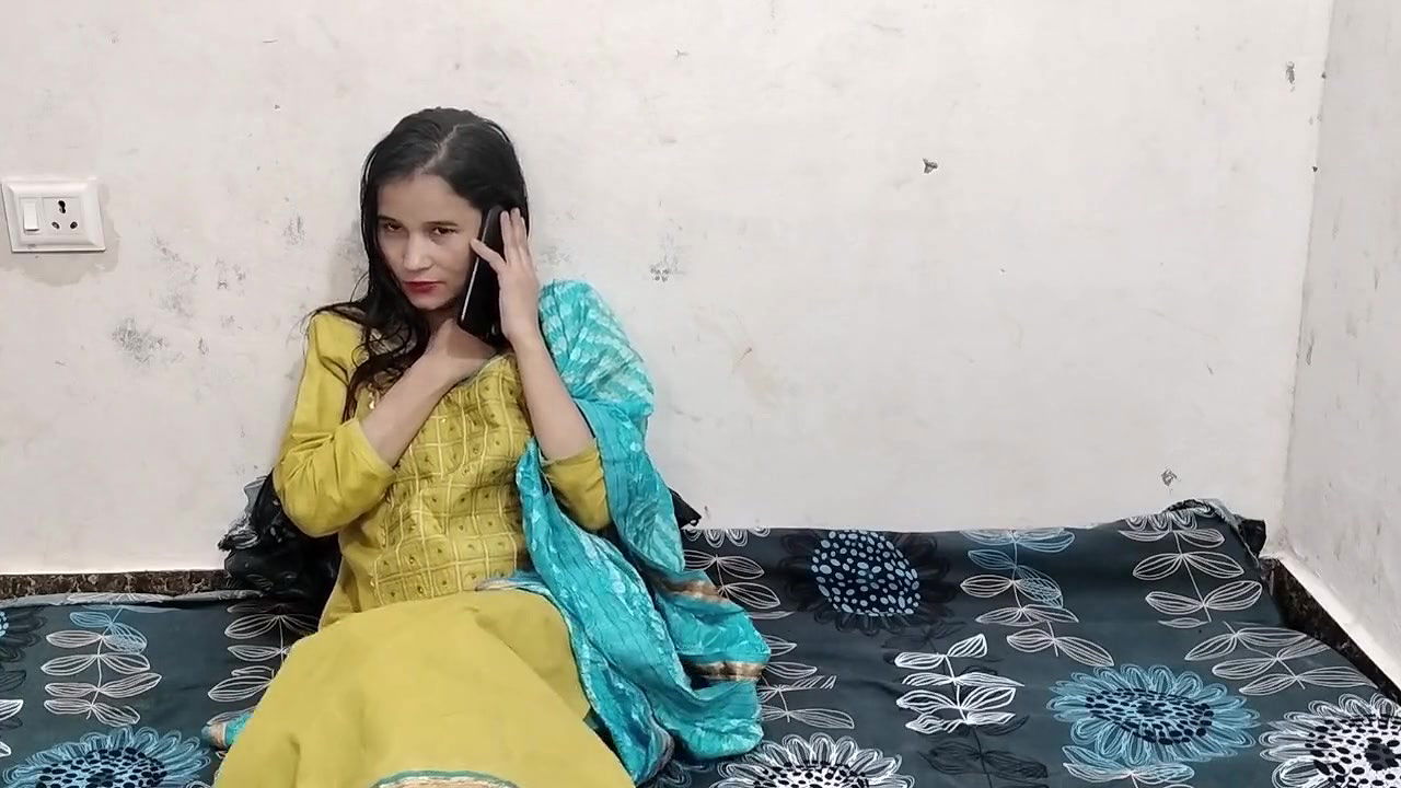 Muslim girl ko hotel me jabar dasti le jakar pela