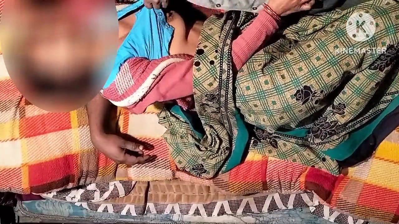 Padhos ki Bhabhi ki mast chudayi Bhabhi ne devar ka Pani nikal diya