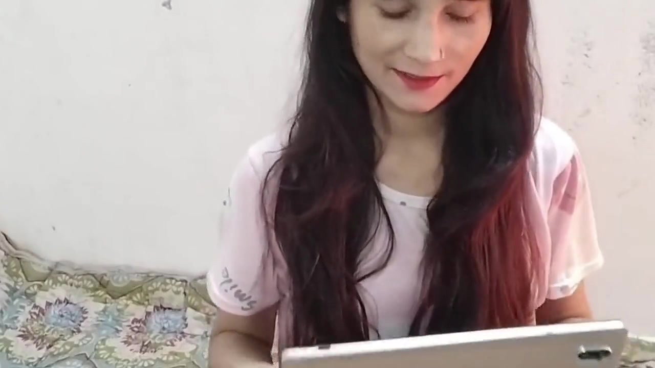 School girl ka uniform utaar kar jabar dasti pela