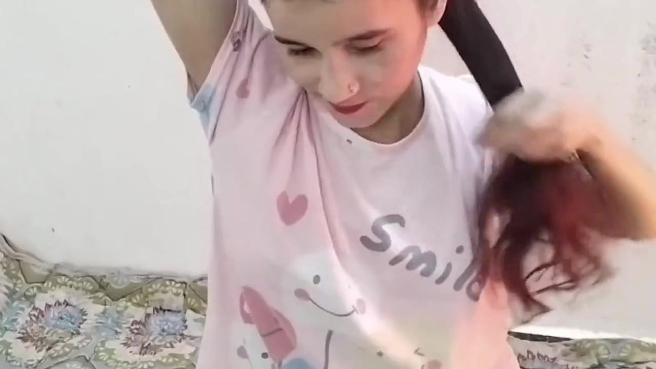 School girl ka uniform utaar kar jabar dasti pela