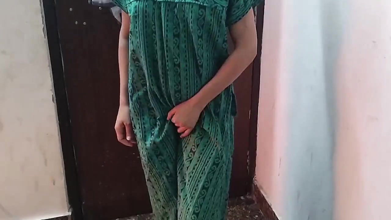 School girl ko paise dekar jabar dasti pela