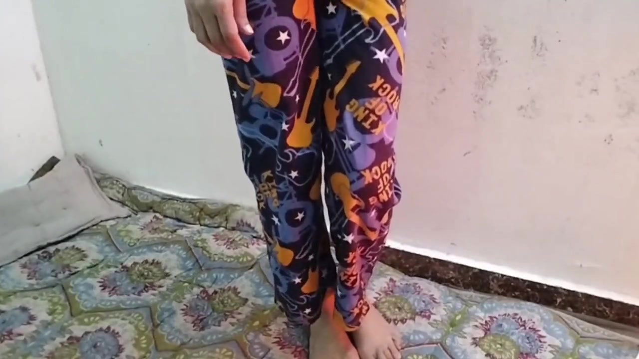 Sex karte hai step sister ke sath ji ne dekh liya