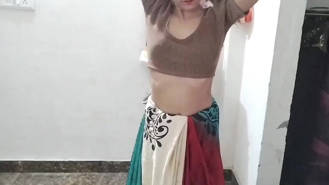 Sister in law ka pura kapda utaar kar choda