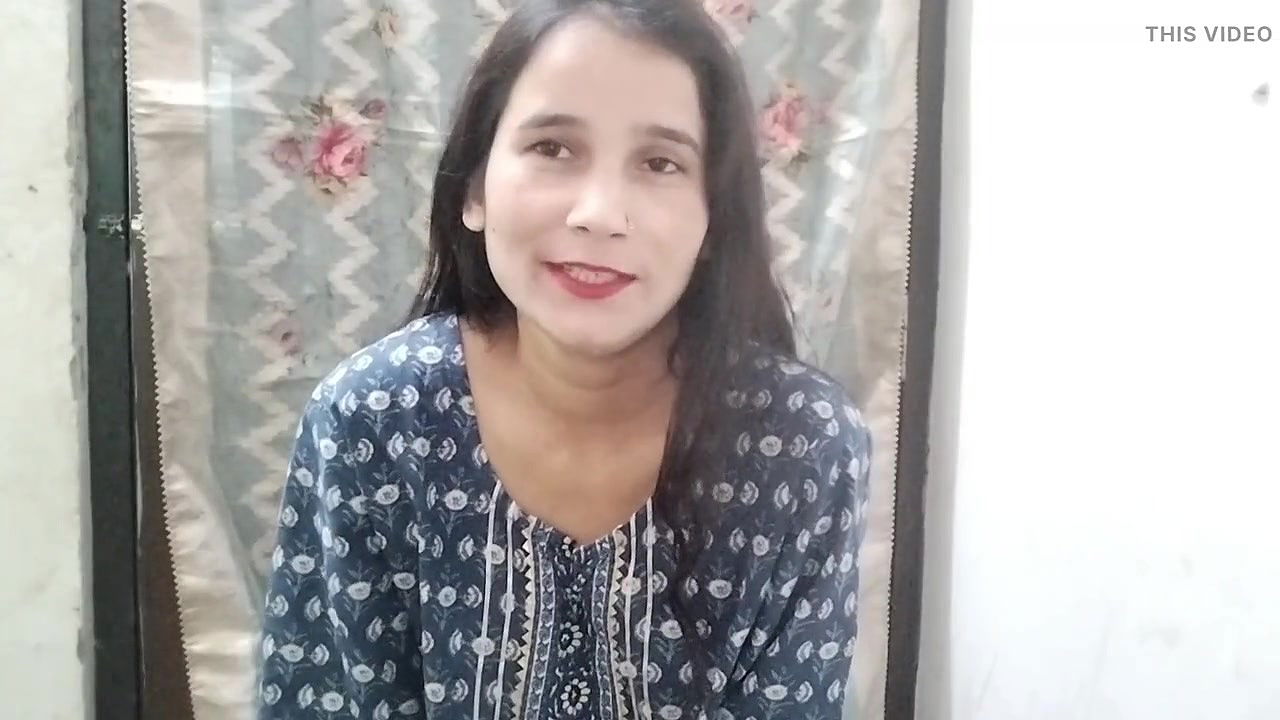 Step sister ko bathroom me piche se pakad ke pel diya