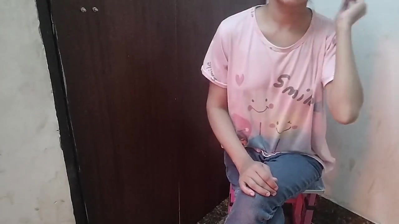 Teen age college girl ko paise dekar jabar dasti