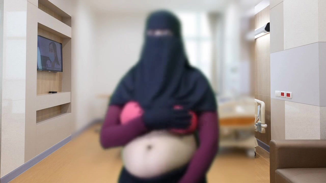 Ujar kare jibana yaubana saba diyechi tare