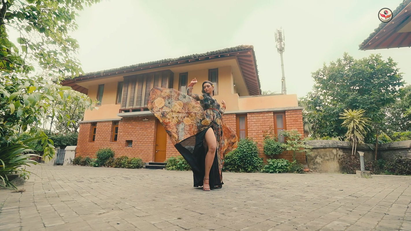 Thoda Thoda Pyaar Music Video Cover Teaser Manisha MD Entertainment