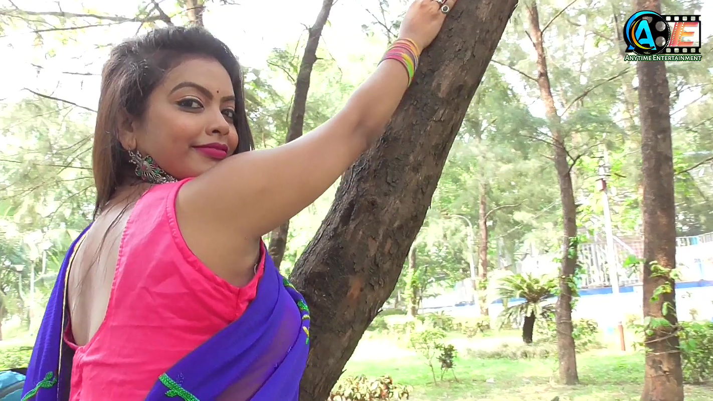 Saree Sundori SHREYA  Saree Shoot  Saree Fashion Show  Hot Model  Beauty Model actress in Saree