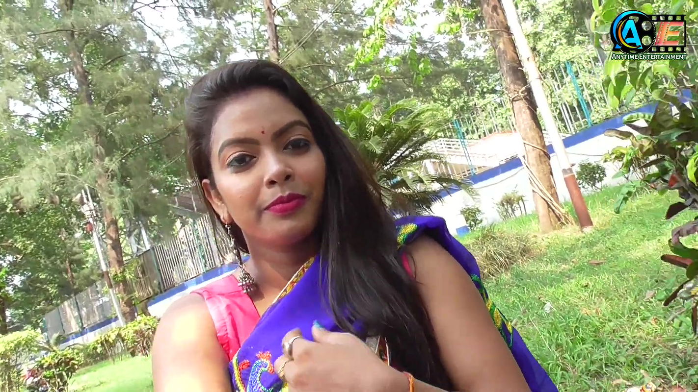 Saree Sundori SHREYA  Saree Shoot  Saree Fashion Show  Hot Model  Beauty Model actress in Saree