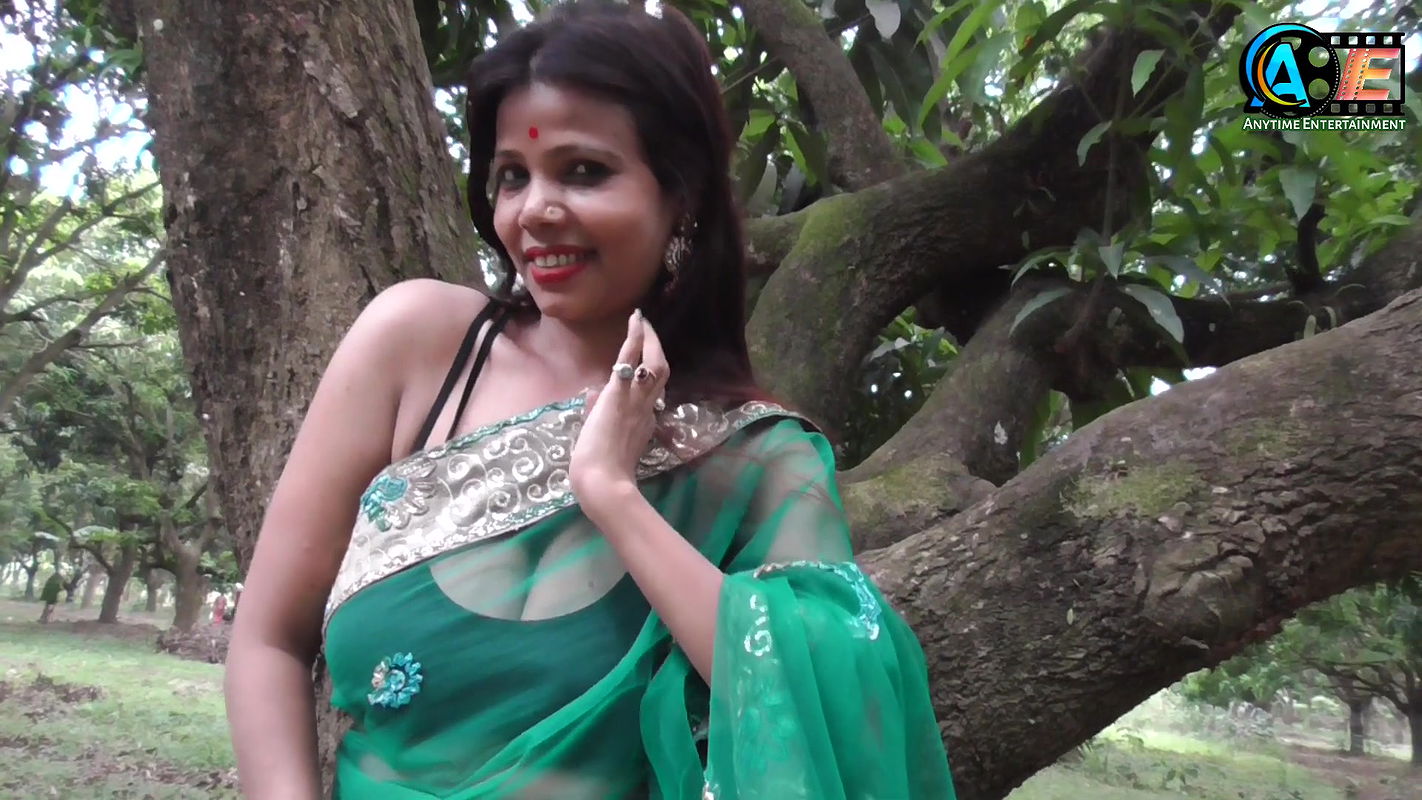 Saree Shoot  Saree Fashion  Saree Sundari  Saree Queen  Saree Lovers  Saree Dropping