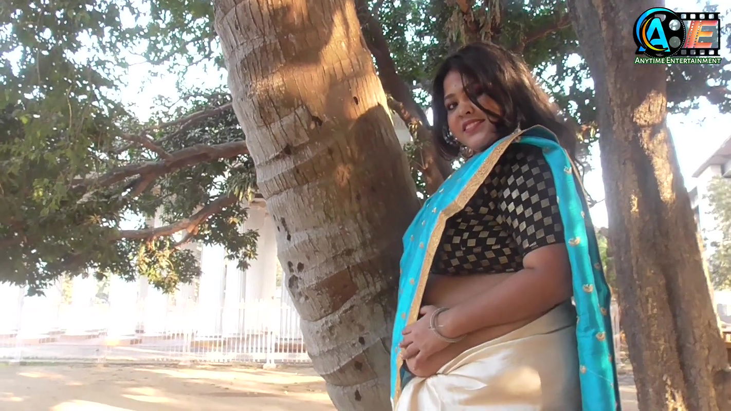 saree lover  saree shoot  saree fashion  indian beauty  BRISTI  bold saree shoot