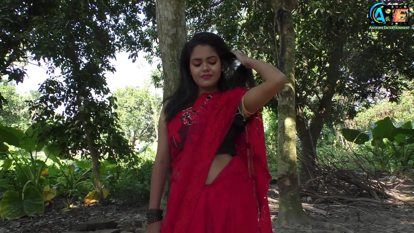 Rupsa  Red Colour Saree  Outdoor Saree Video Shoot  High Fashion Navel Show Video